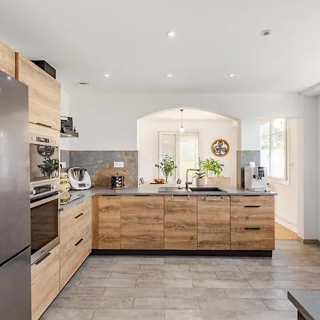 Alloggio in famiglia Privée Chez L' Habitant Pour 4 Personnes *